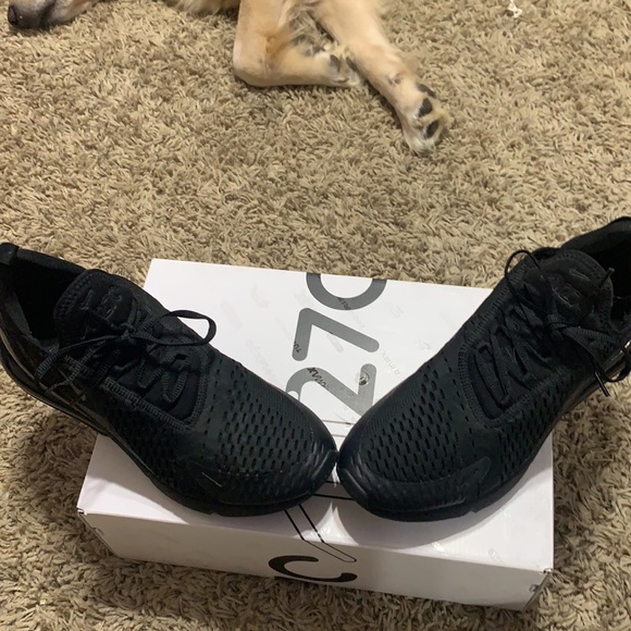 Nike Air Max 270 - Picture 4 of 4
